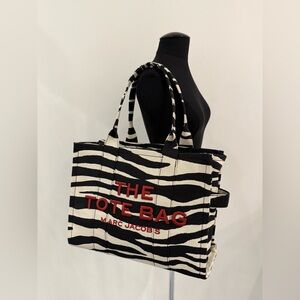 NWT Marc Jacobs large zebra print canvas tote - black/ white
